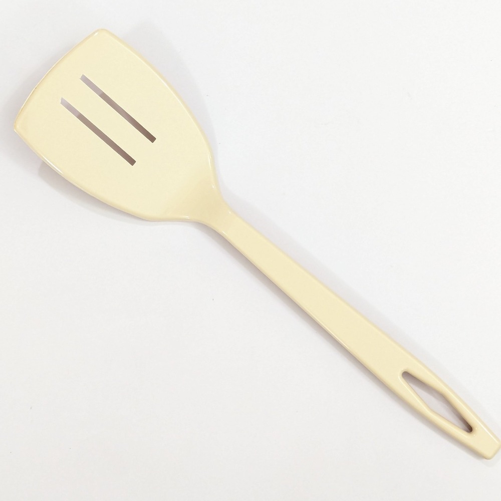Vintage Tailor Made Slotted Spatula Turner Flipper Nylon Plastic Almond - USA